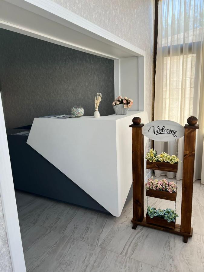 Sapphire Hotels タラズ エクステリア 写真
